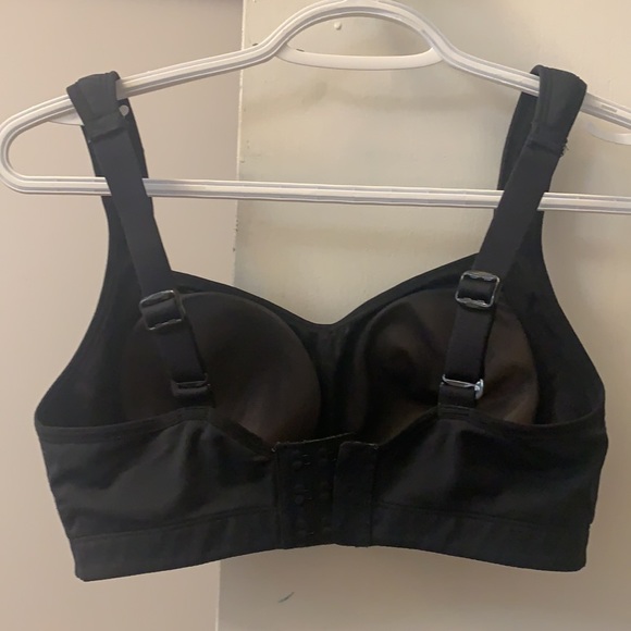 black lululemon sports bra - Picture 3 of 3